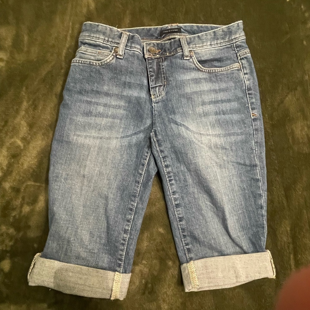 Tommy Hilfiger Light Blue Cropped Jeans